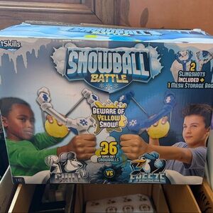 Snowball Battle Kids Toy Set - Blue & White Snowballs